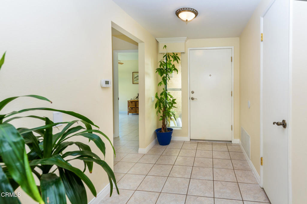 MLS #V1-29002 image #3