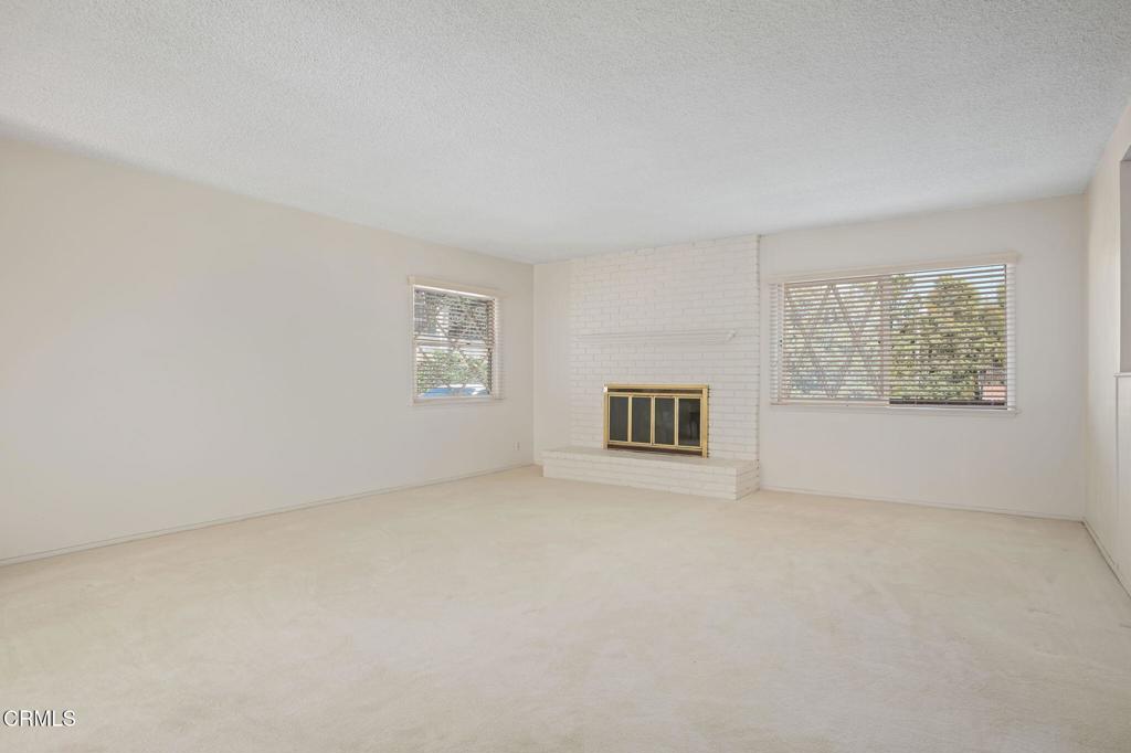 MLS #V1-29004 image #10