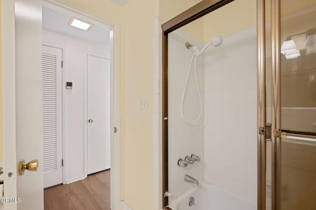 MLS #V1-29004 image #24