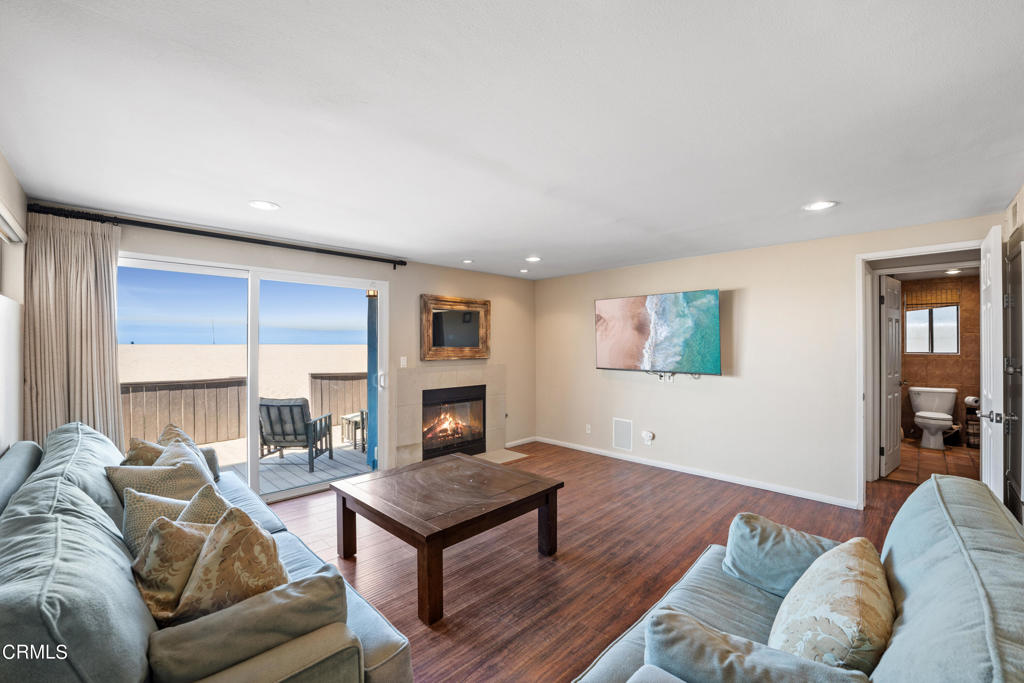 MLS #V1-29022 image #3