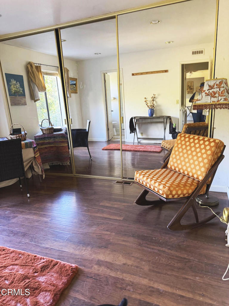 MLS #V1-29098 image #44