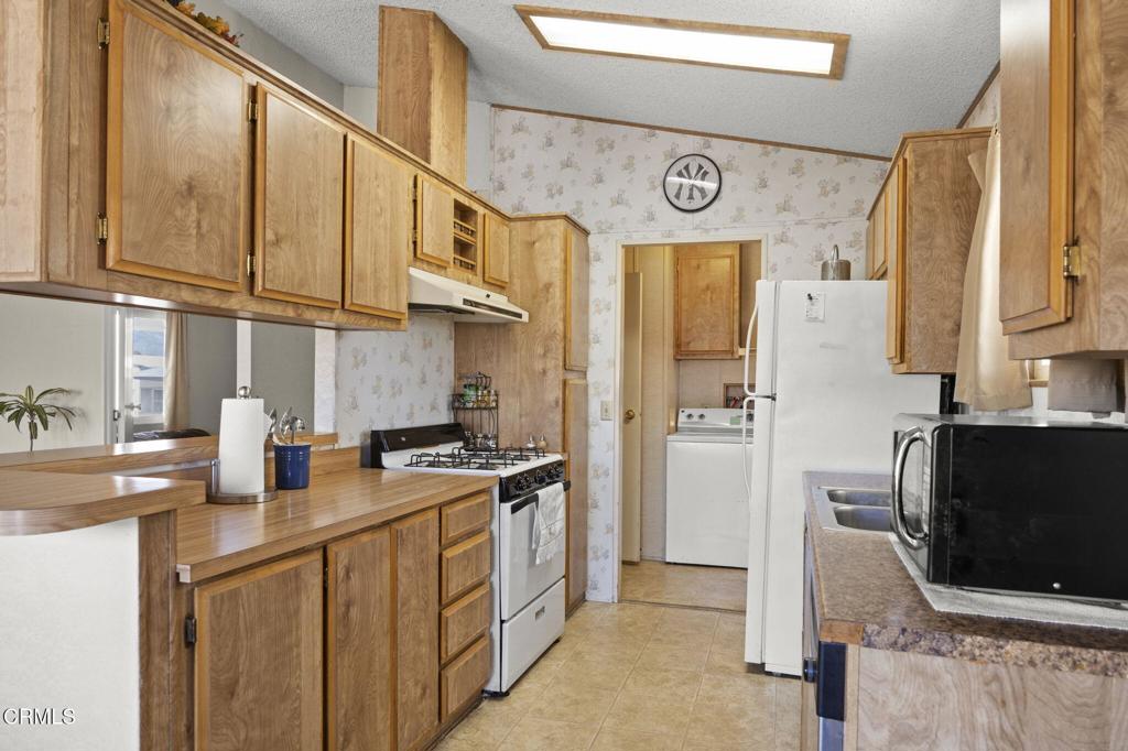 MLS #V1-29102 image #13