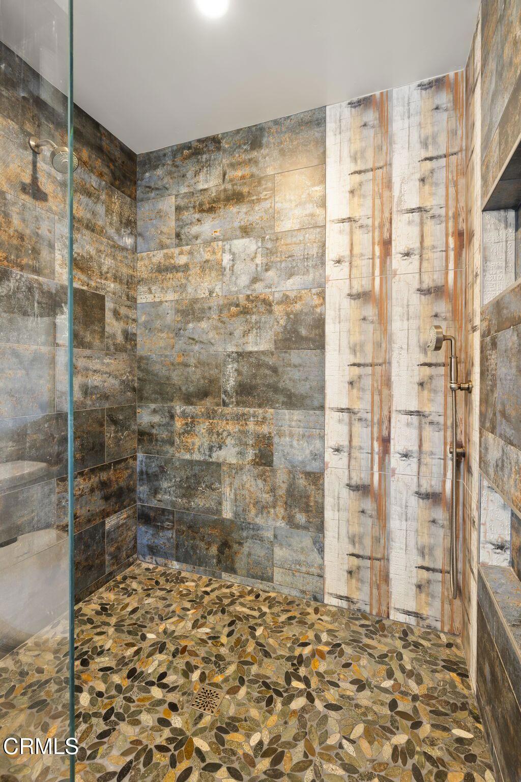 MLS #V1-29174 image #37