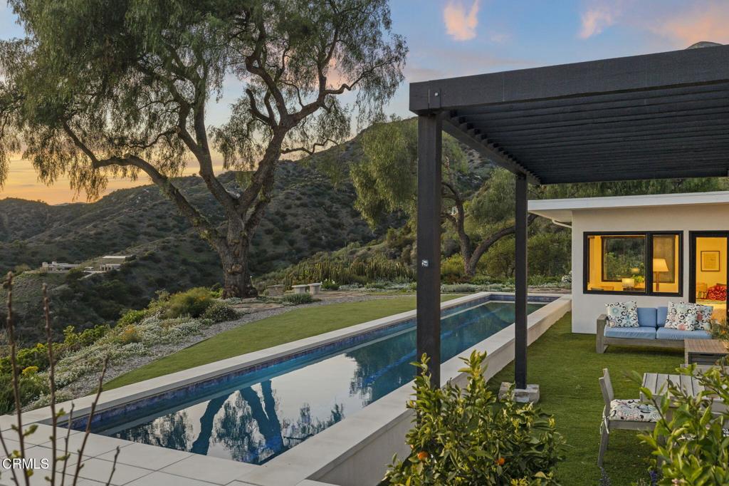 MLS #V1-29174 image #5