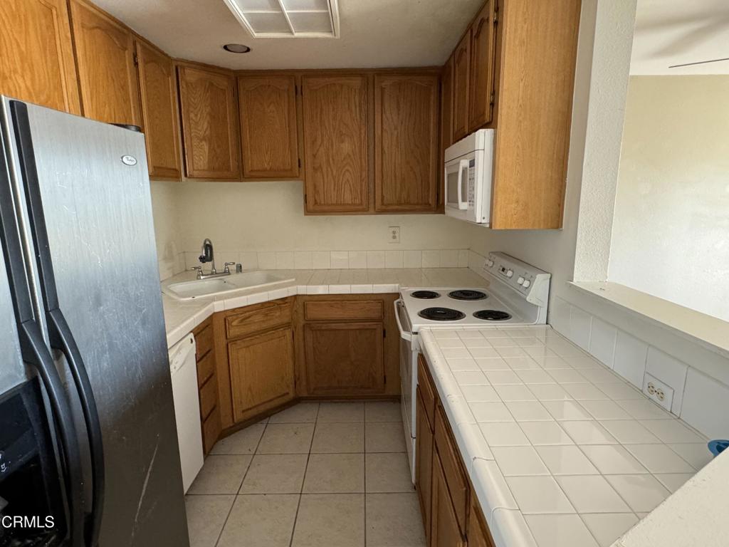 MLS #V1-29183 image #1