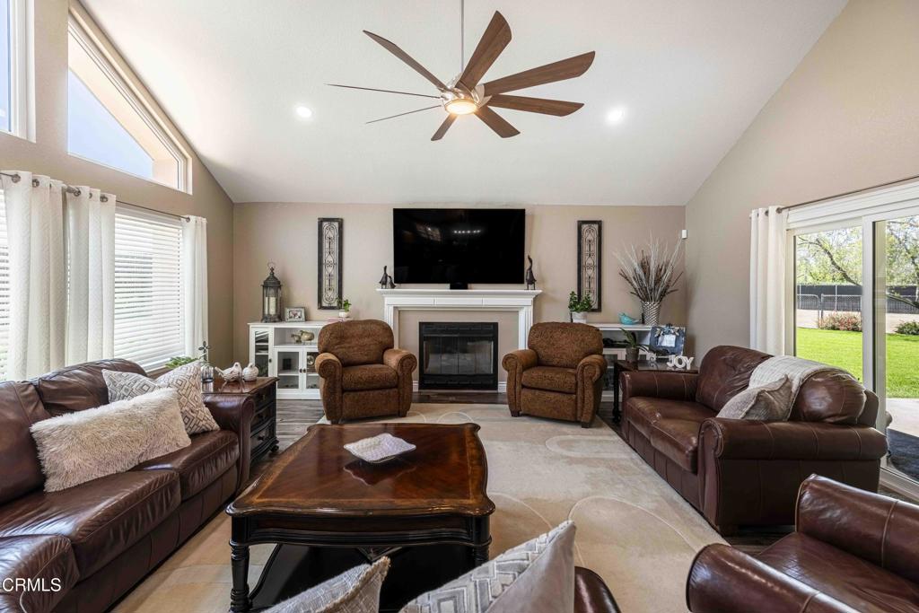 MLS #V1-29218 image #13