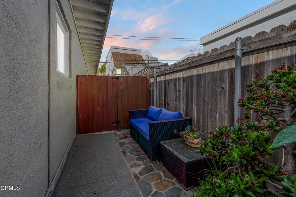 MLS #V1-29233 image #17