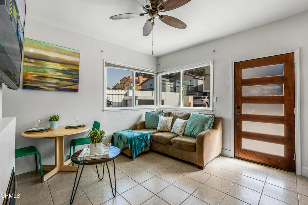 MLS #V1-29233 image #4