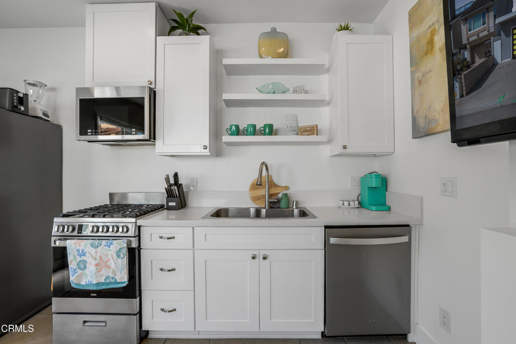 MLS #V1-29233 image #7