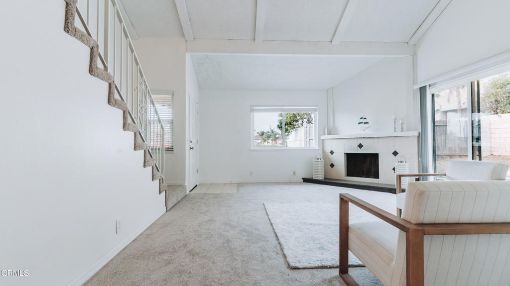 MLS #V1-29251 image #5