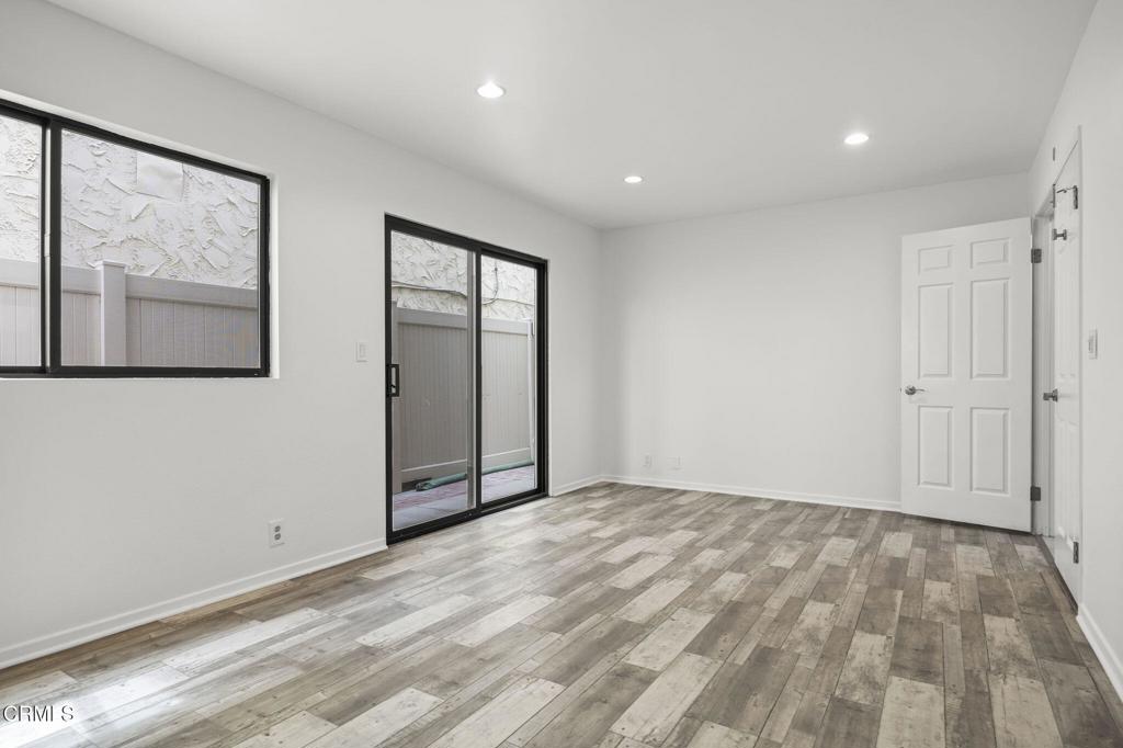 MLS #V1-29299 image #33