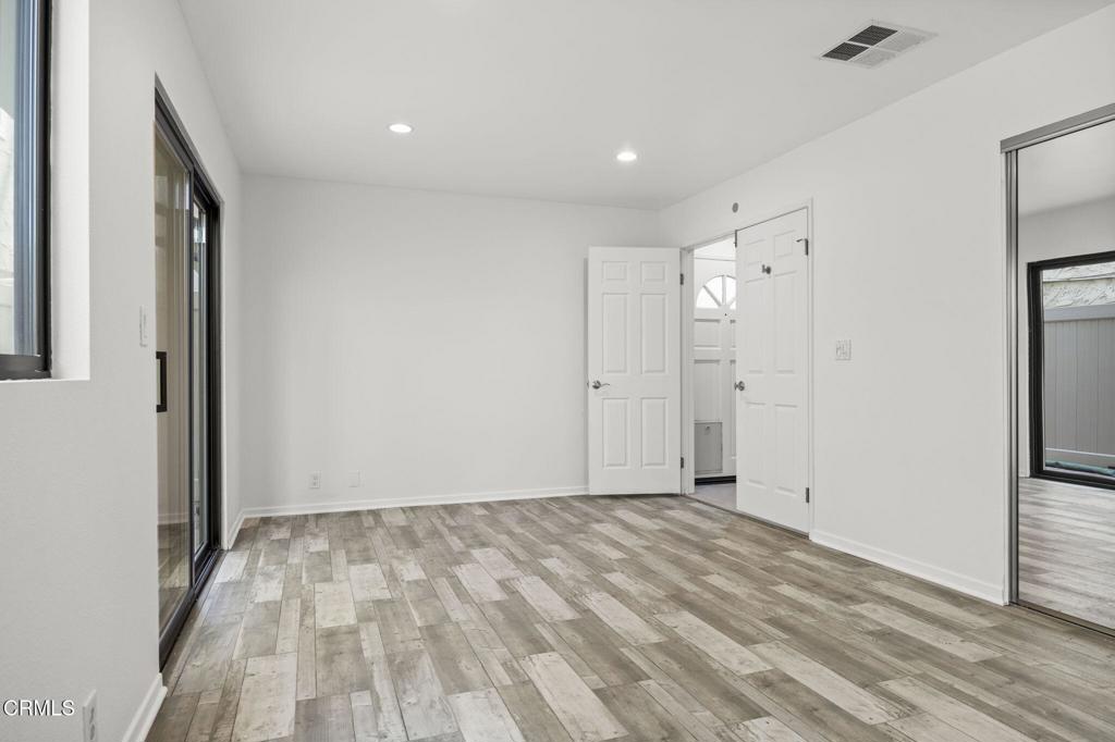 MLS #V1-29299 image #34