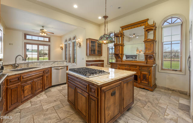 MLS #V1-29505 image #32