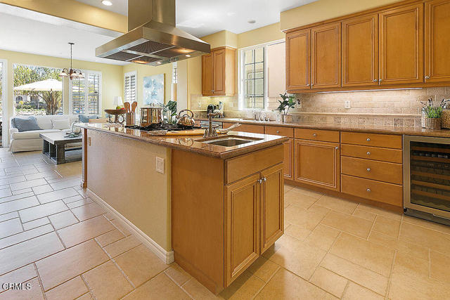 MLS #V1-29518 image #27