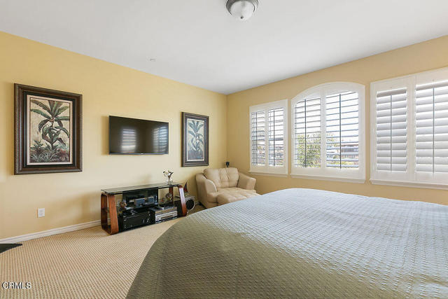 MLS #V1-29518 image #33