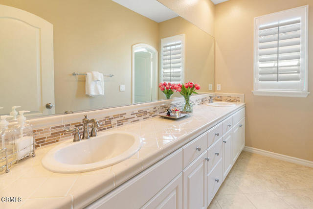 MLS #V1-29518 image #47