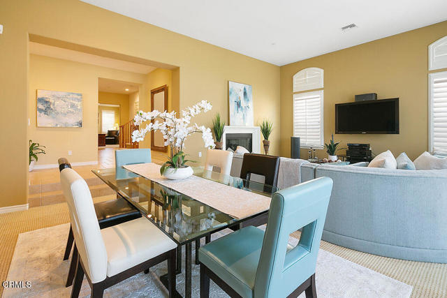 MLS #V1-29518 image #6