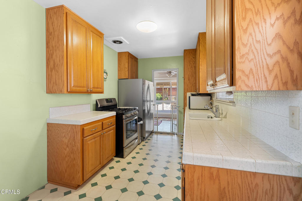 MLS #V1-29561 image #20