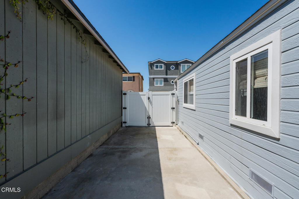 MLS #V1-29662 image #19