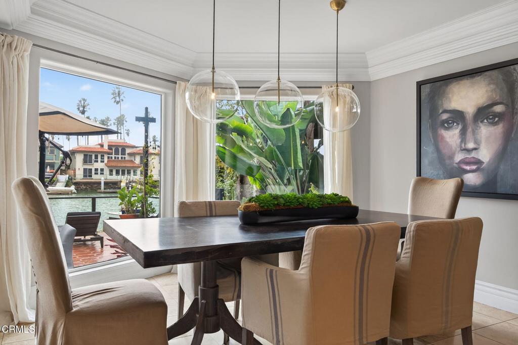 MLS #V1-29731 image #9