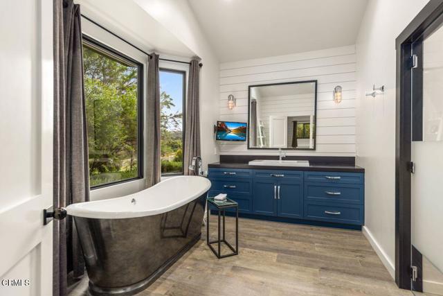 MLS #V1-29840 image #22