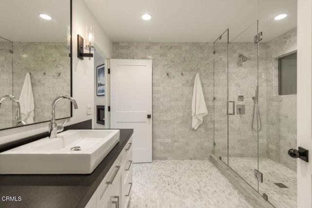 MLS #V1-29840 image #25