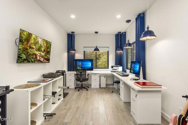 MLS #V1-29840 image #31