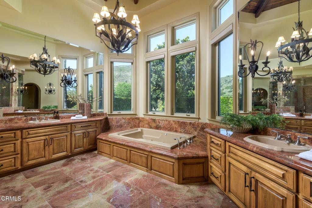 MLS #V1-30009 image #24