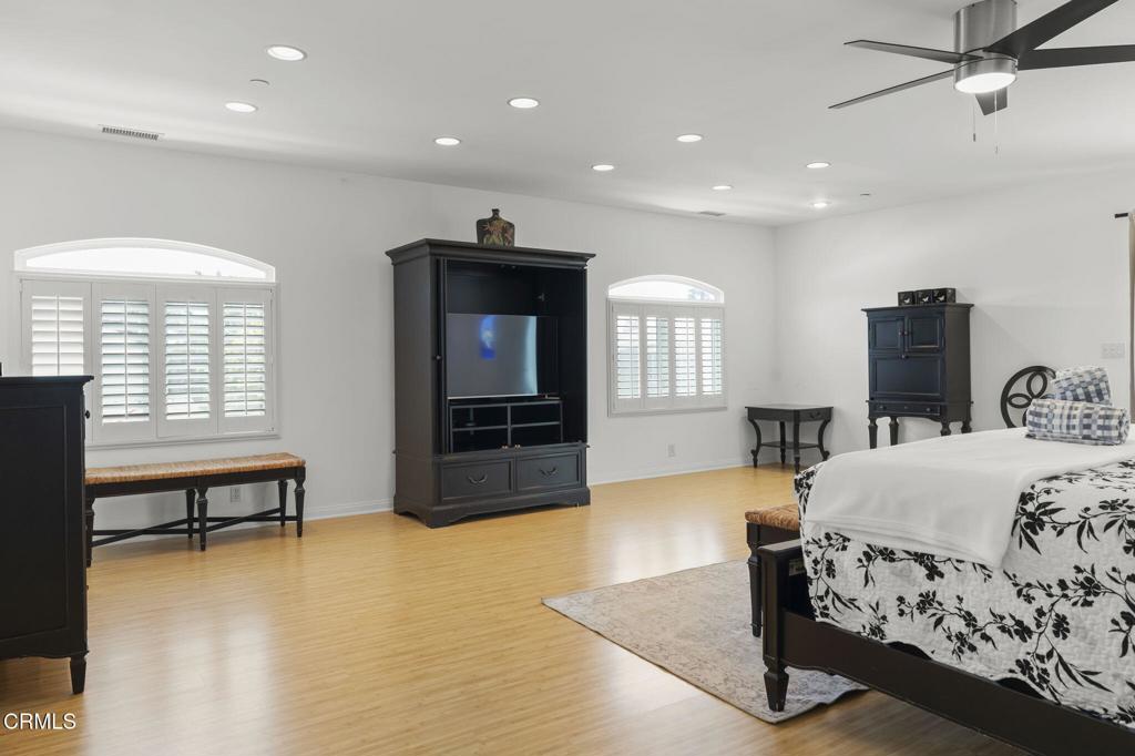 MLS #V1-30153 image #42