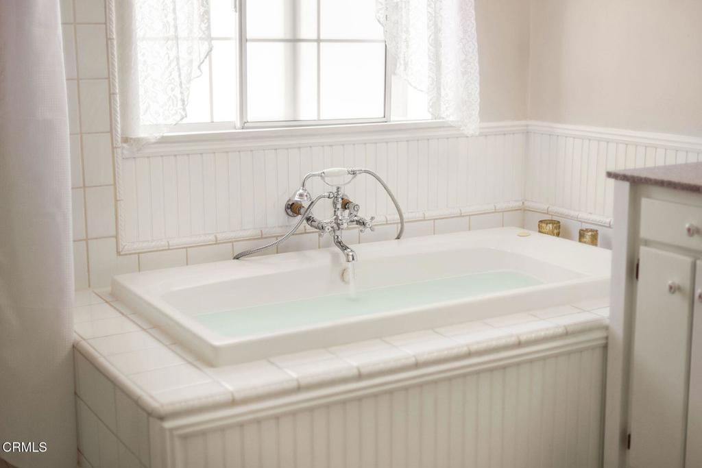 MLS #V1-30532 image #22