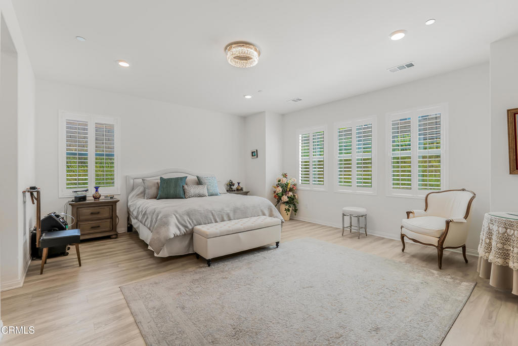 MLS #V1-30605 image #14