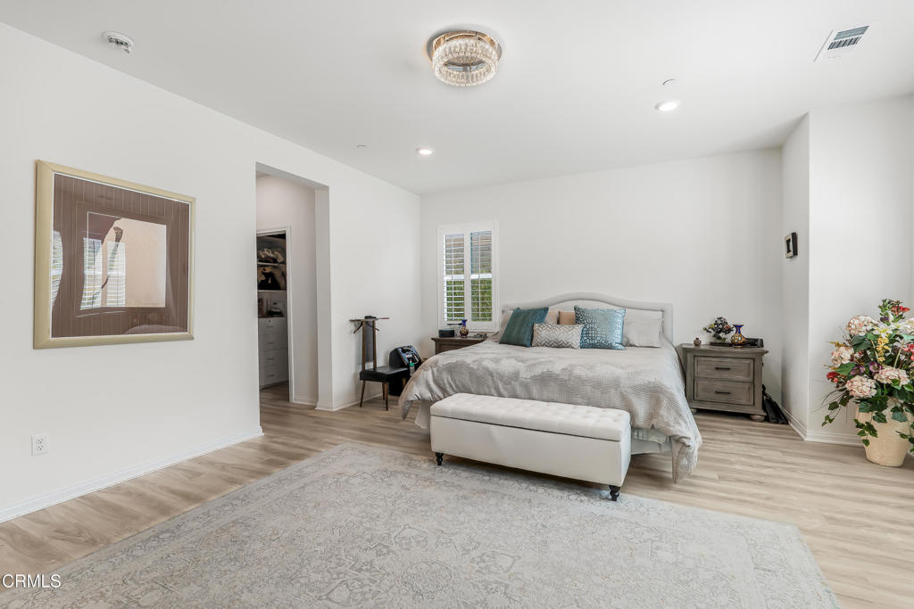 MLS #V1-30605 image #15