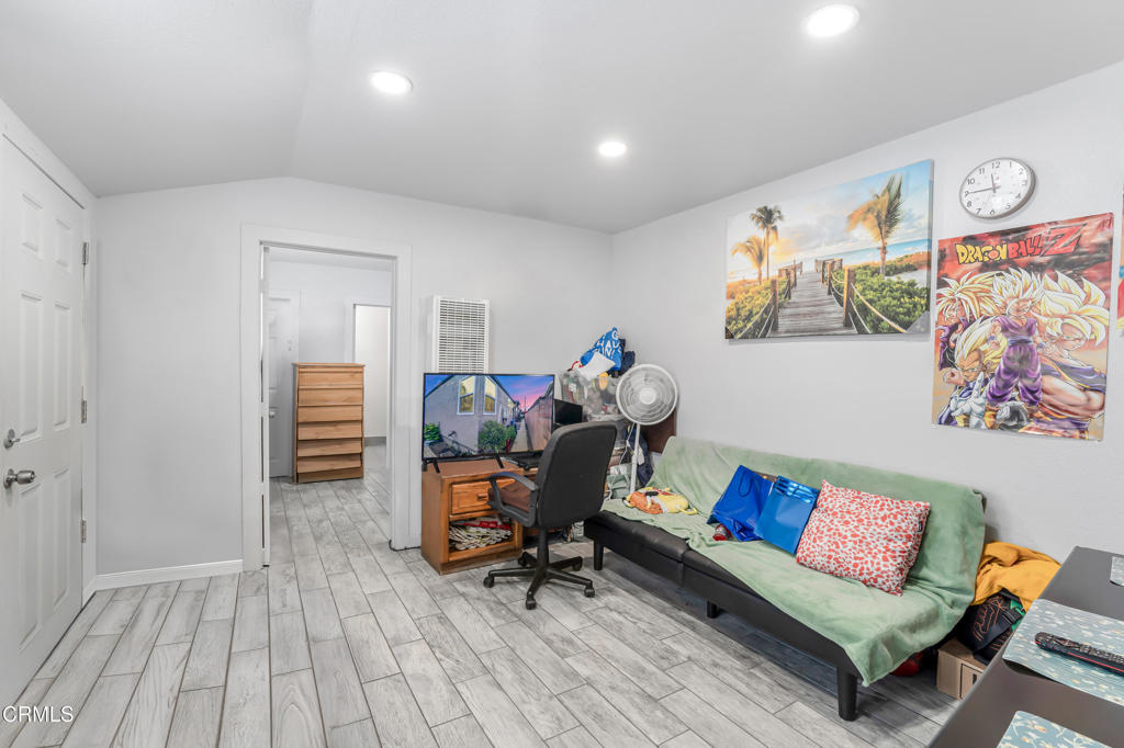 MLS #V1-30619 image #33