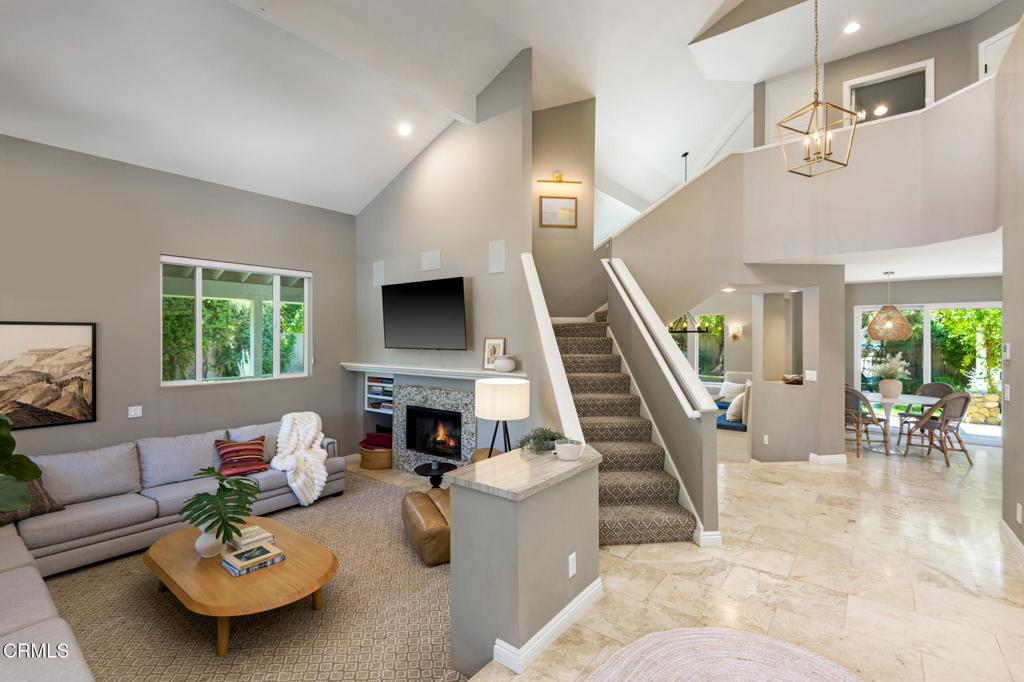 MLS #V1-30625 image #2