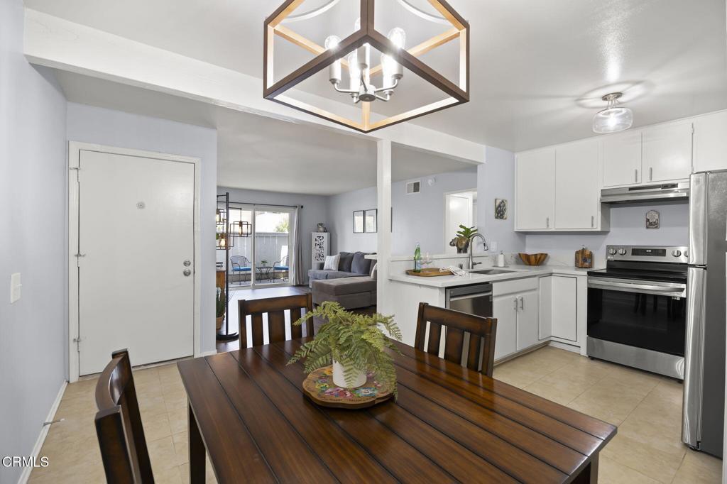 MLS #V1-30702 image #0