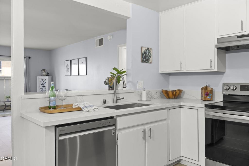 MLS #V1-30702 image #1