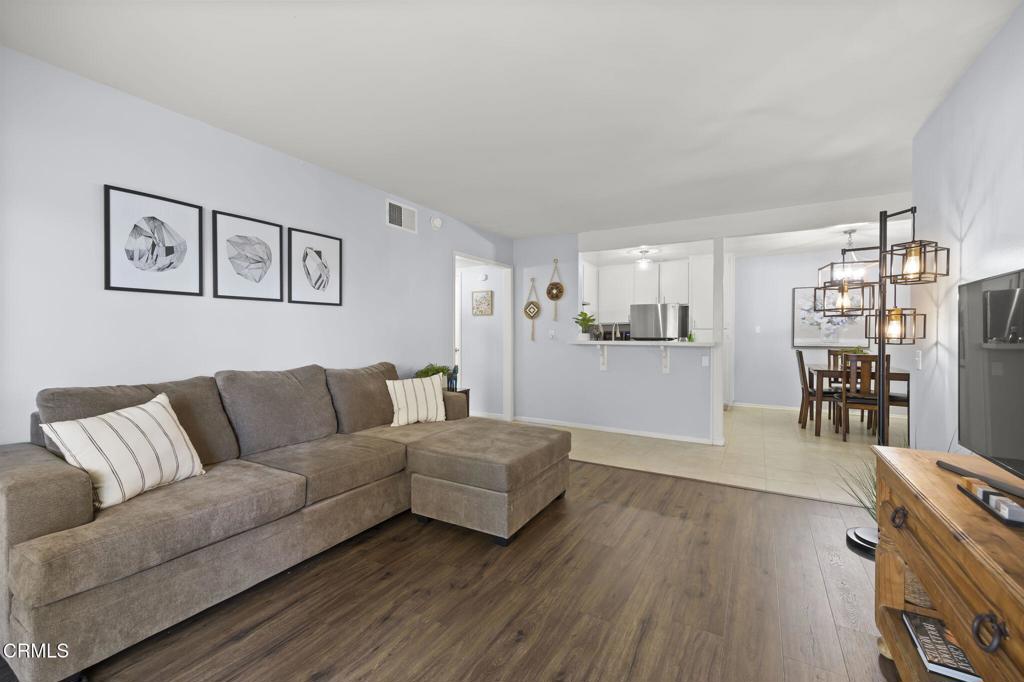 MLS #V1-30702 image #6