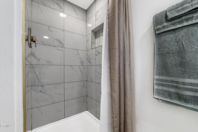 MLS #V1-30773 image #32