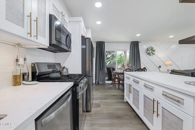 MLS #V1-30773 image #8