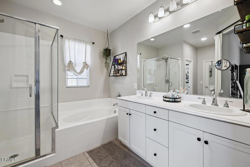 MLS #V1-30861 image #16