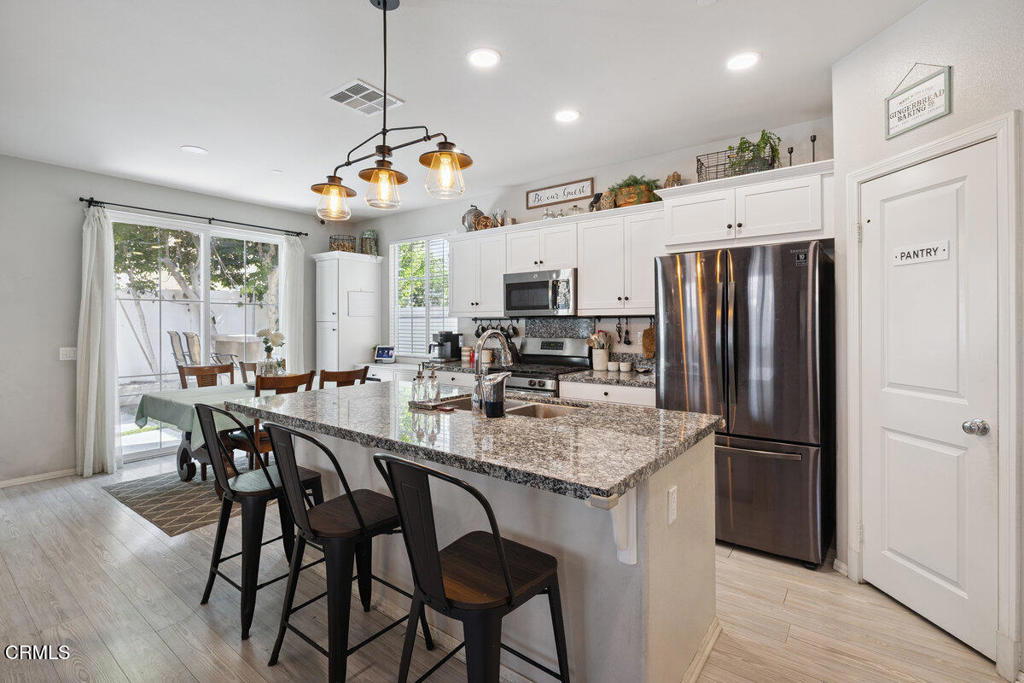 MLS #V1-30861 image #3