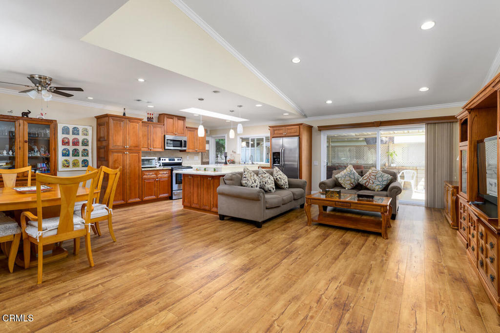 MLS #V1-30906 image #3