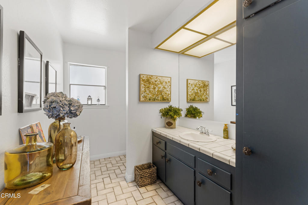 MLS #V1-30982 image #24