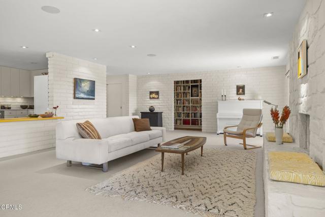 MLS #V1-31051 image #29