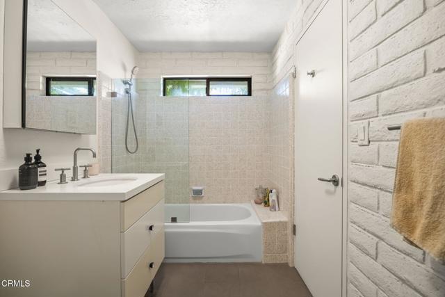 MLS #V1-31051 image #38