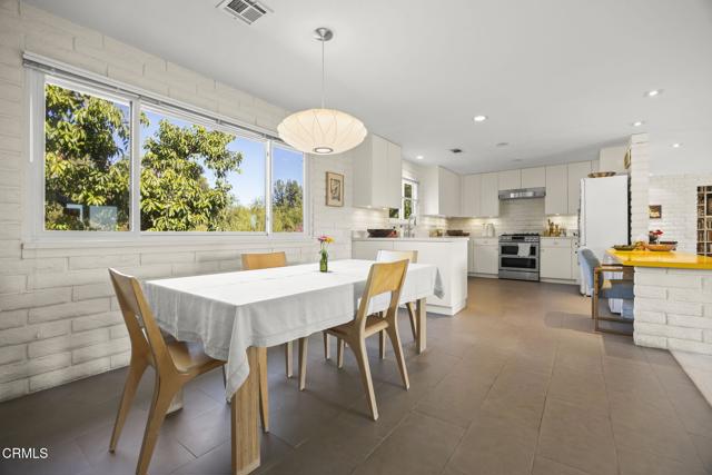 MLS #V1-31051 image #9