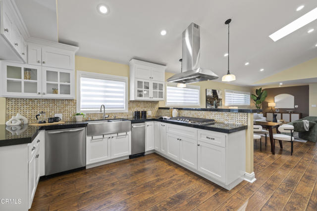 MLS #V1-31079 image #12