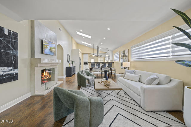 MLS #V1-31079 image #2