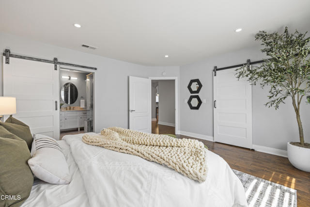 MLS #V1-31079 image #35