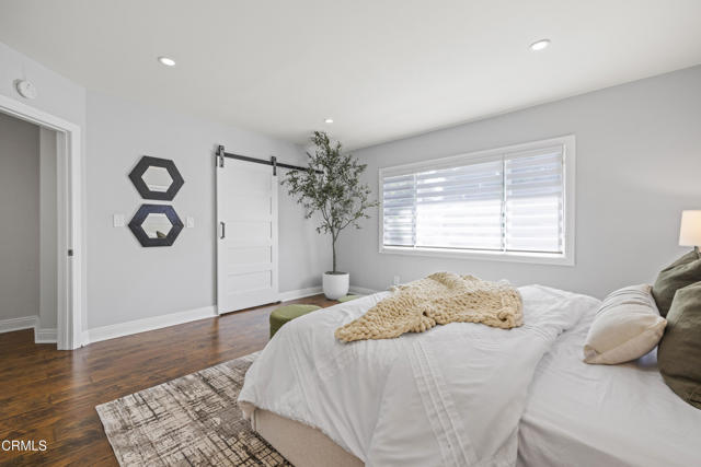 MLS #V1-31079 image #37